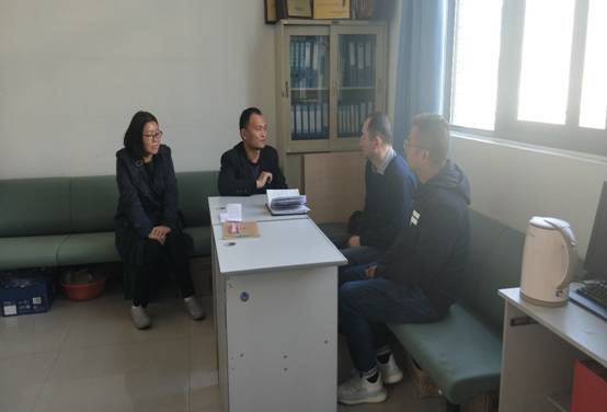 说明: D:\170620 机电工程系工作资料\机电系党总支\党建政治理论学习（党日活动）培训资料\电气工程系政治理论学习资料\191105 电气党总支员工支部“不忘初心”党日活动照片\微信图片_20191108171709.jpg